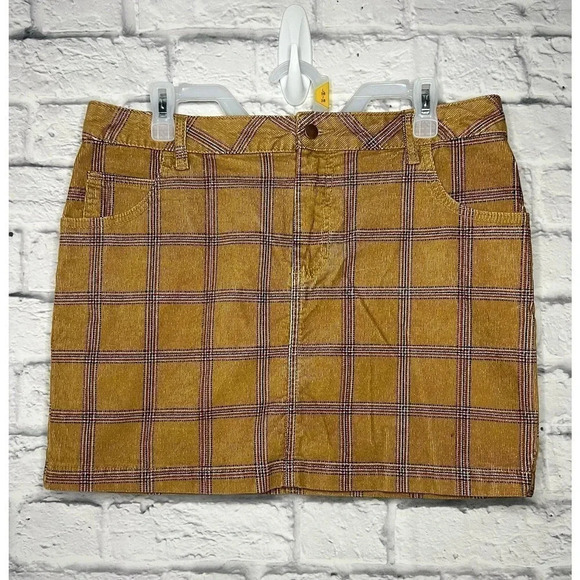 Urban Outfitters BDG Plaid Corduroy Mini Skirt Size 10 - Picture 4 of 7